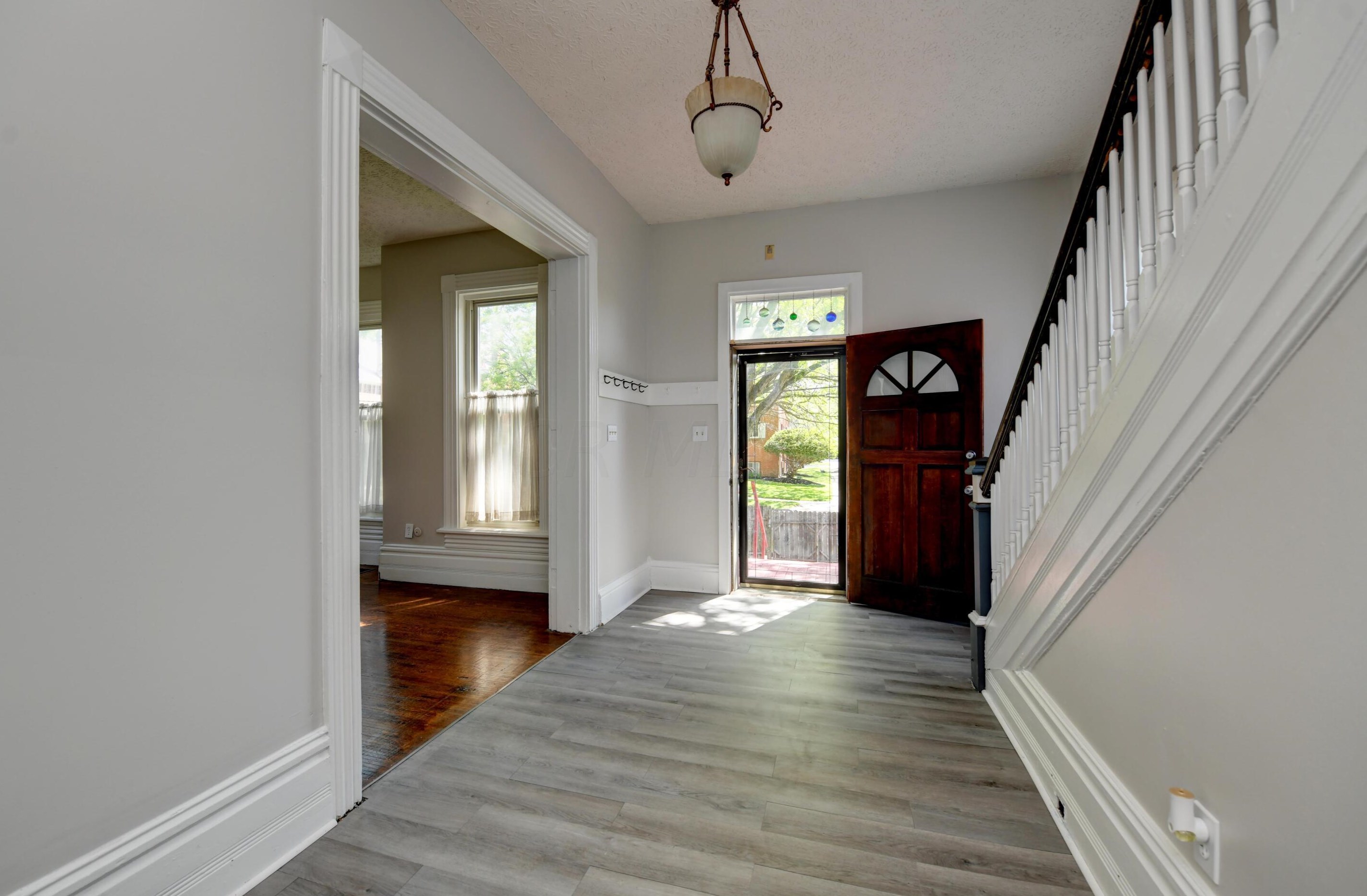 269 18 St, Columbus OH 43203-1572 exterior