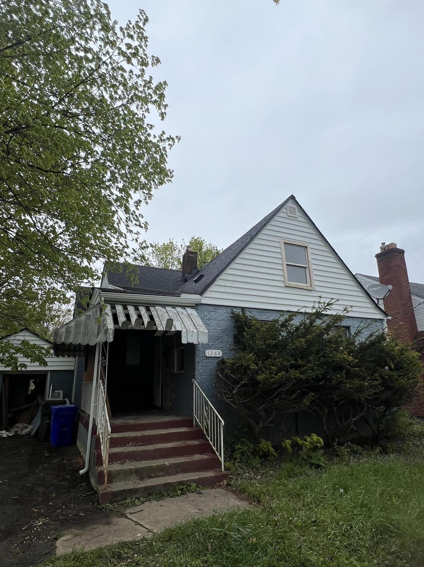 1264 Moler Rd, Columbus, OH 43207-1551