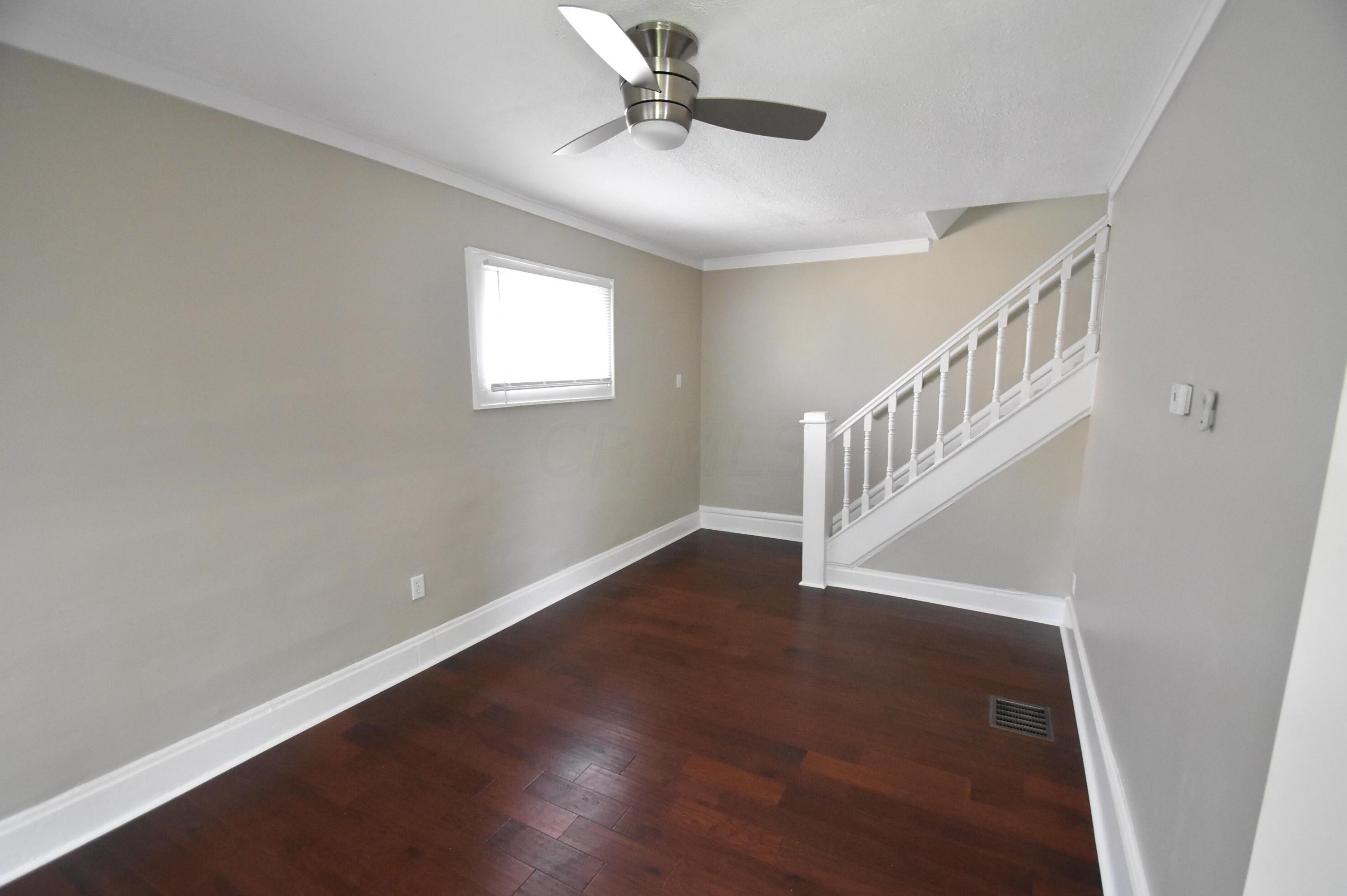 476 Hinman Ave, Columbus OH 43207-2004 exterior