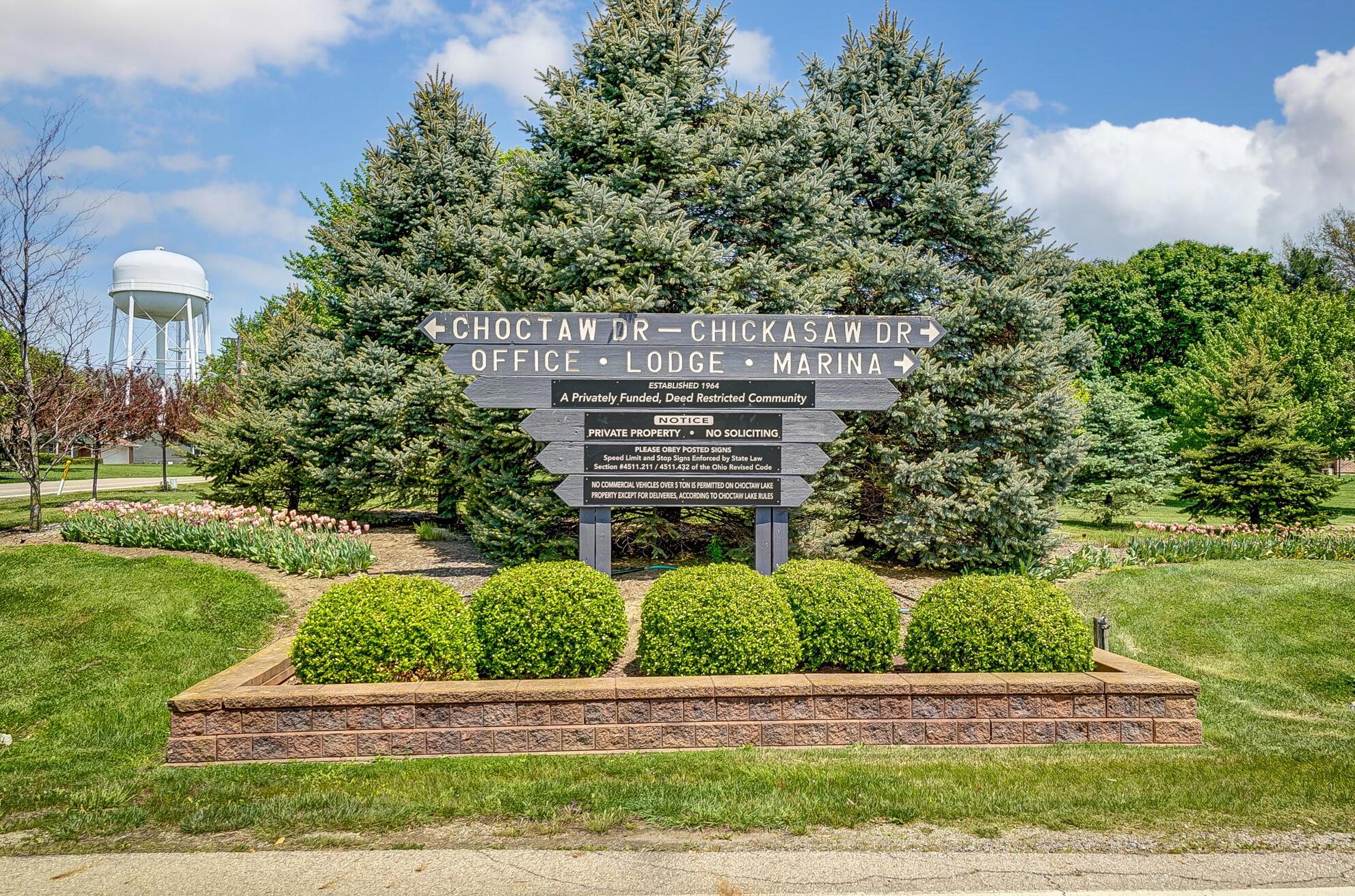 2593 Karok Dr, London, OH 43140