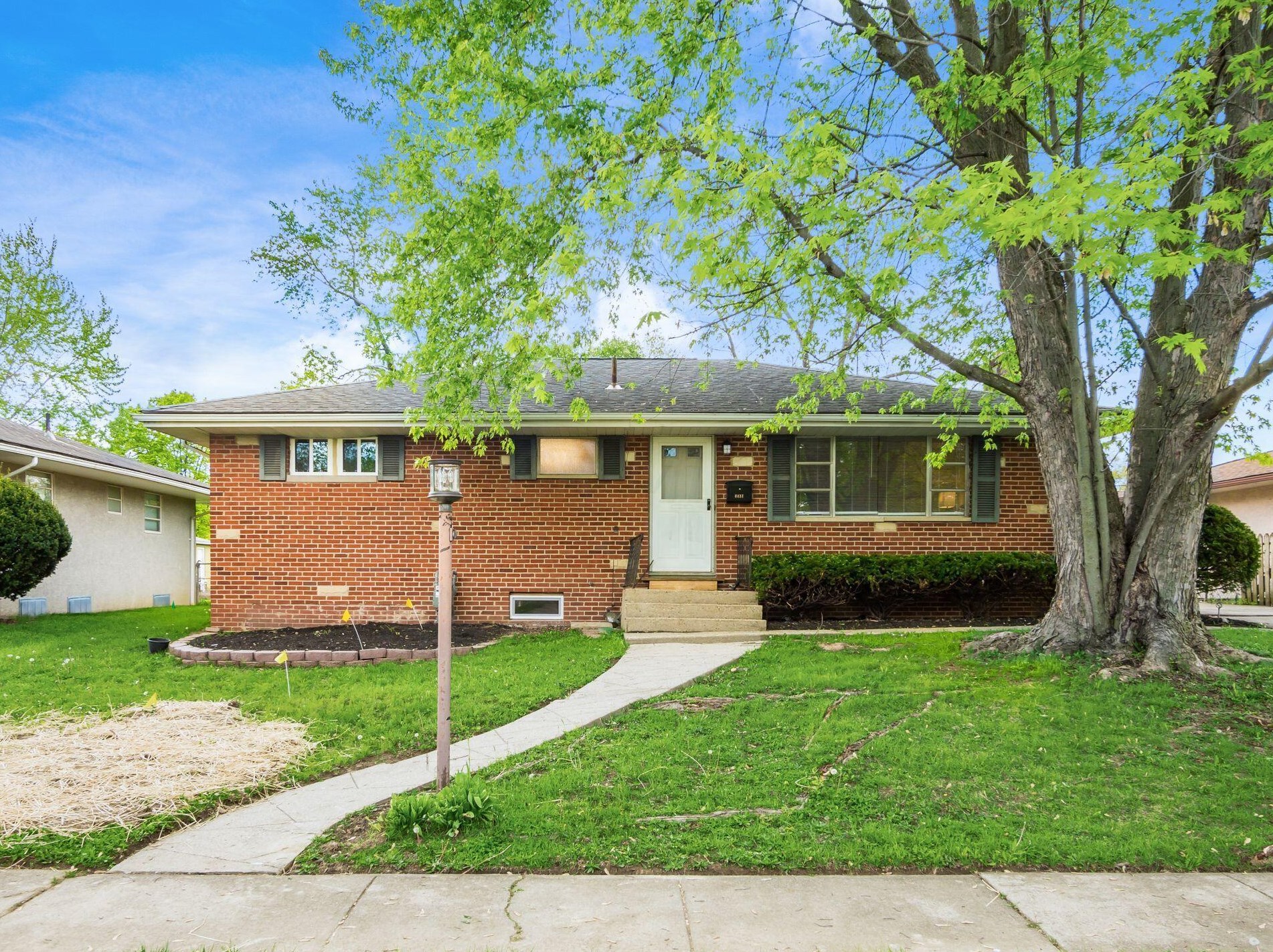 4431 Wetmore Rd, Columbus, OH 43224-1033