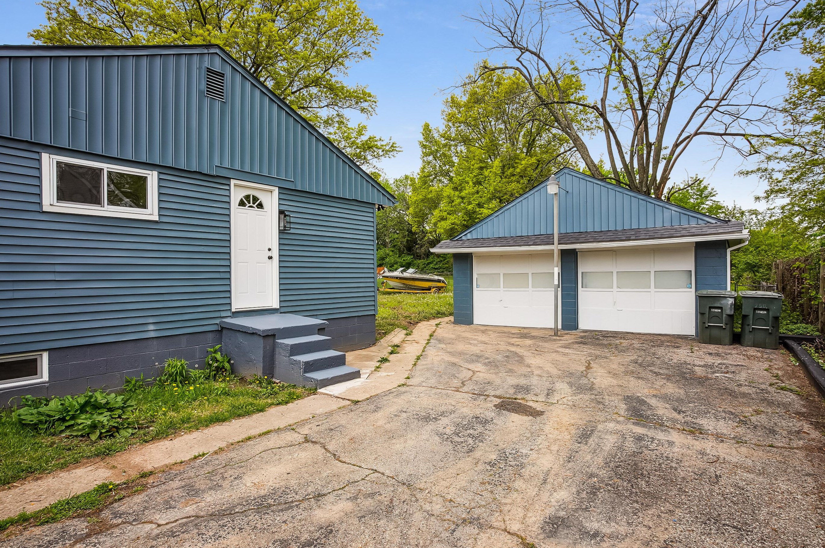 1525 Fairwood Ave, Columbus, OH 43206-3316
