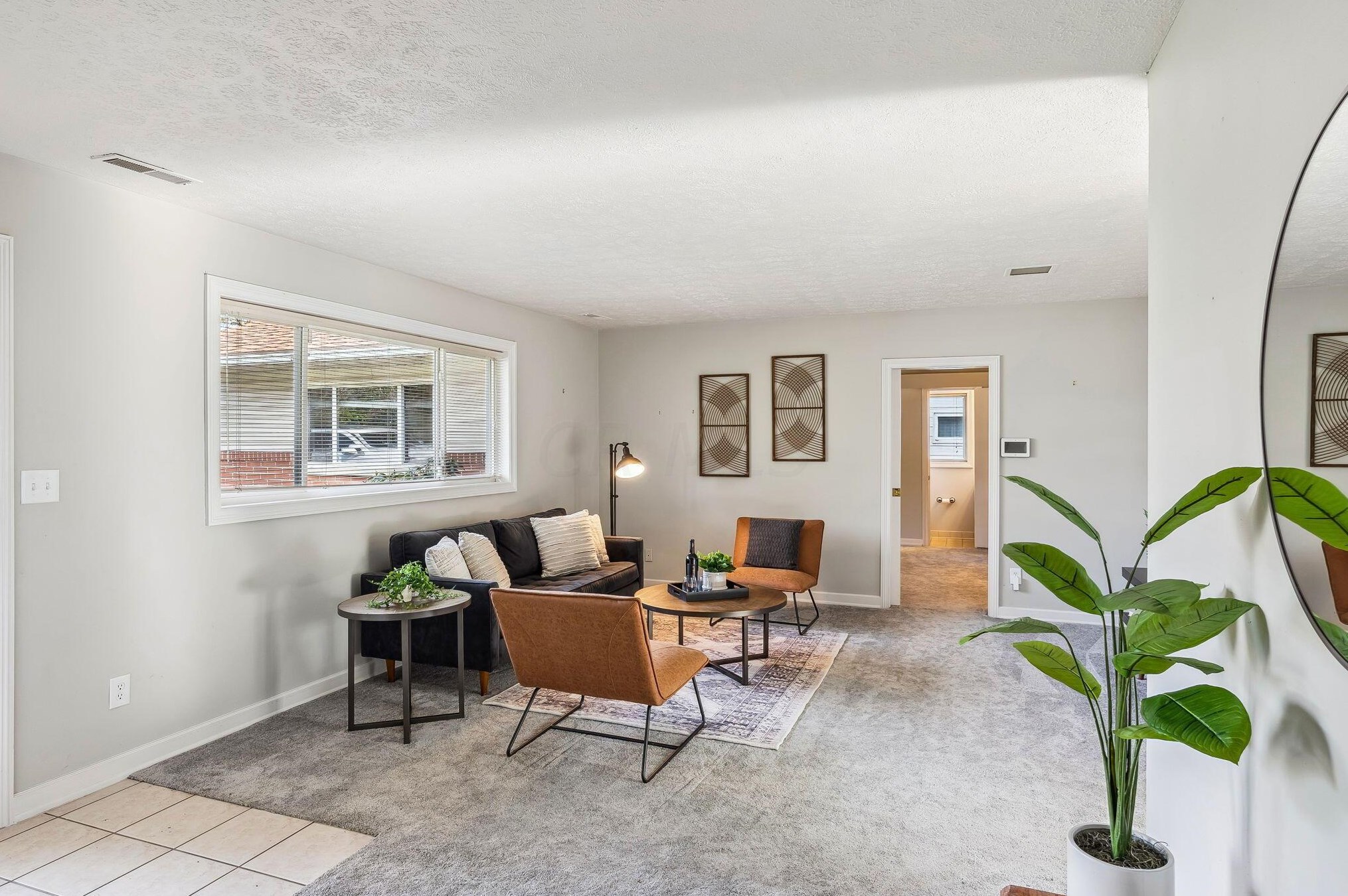 247 Hamilton Rd, Columbus OH  43213-1311 exterior