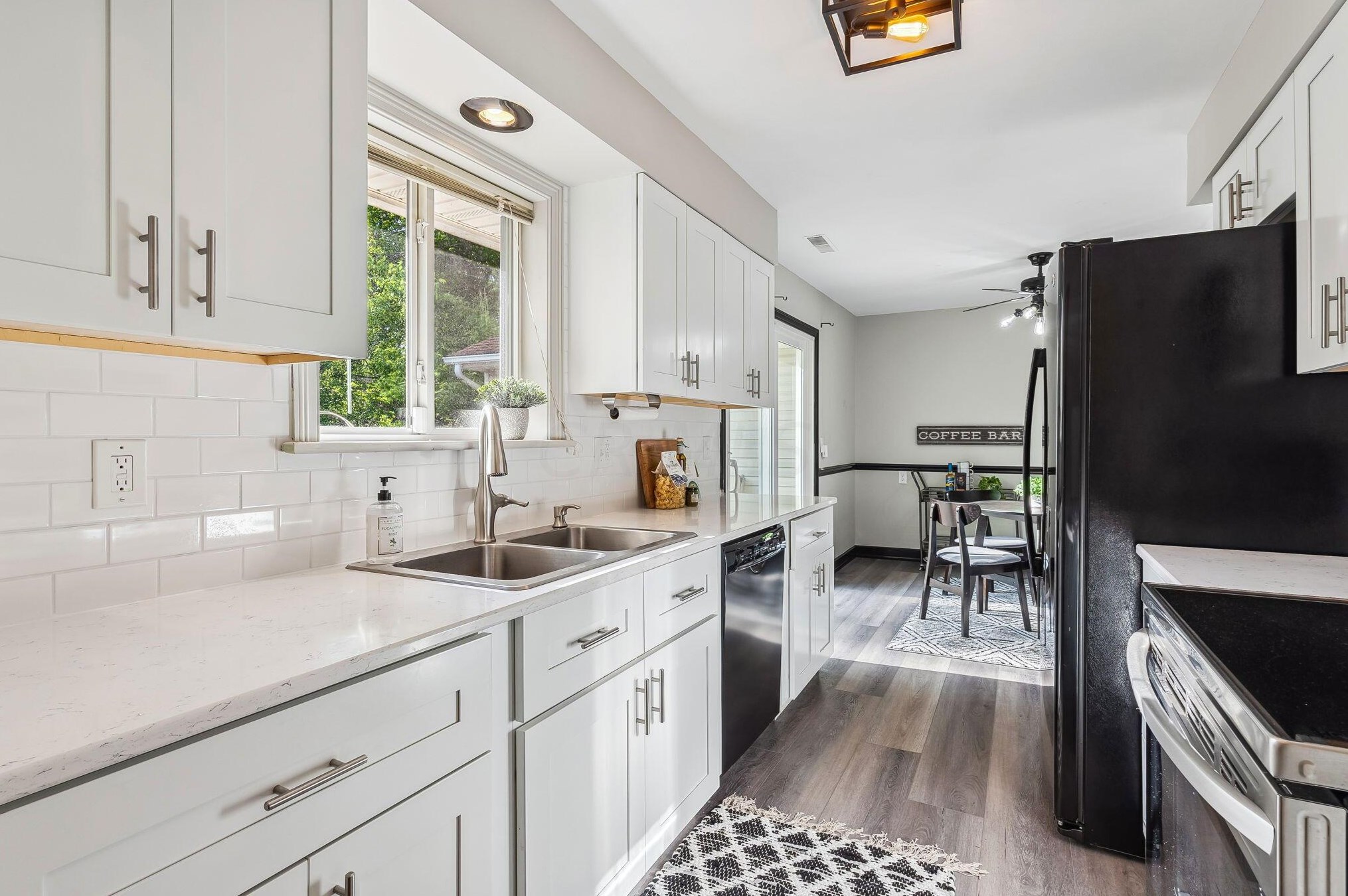 247 Hamilton Rd, Columbus OH  43213-1311 exterior