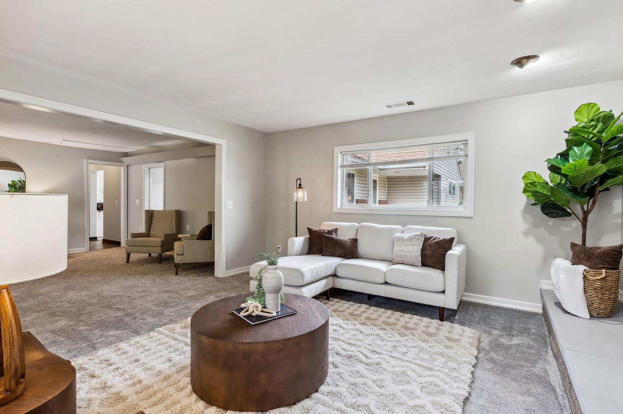 247 Hamilton Rd, Columbus OH  43213-1311 exterior