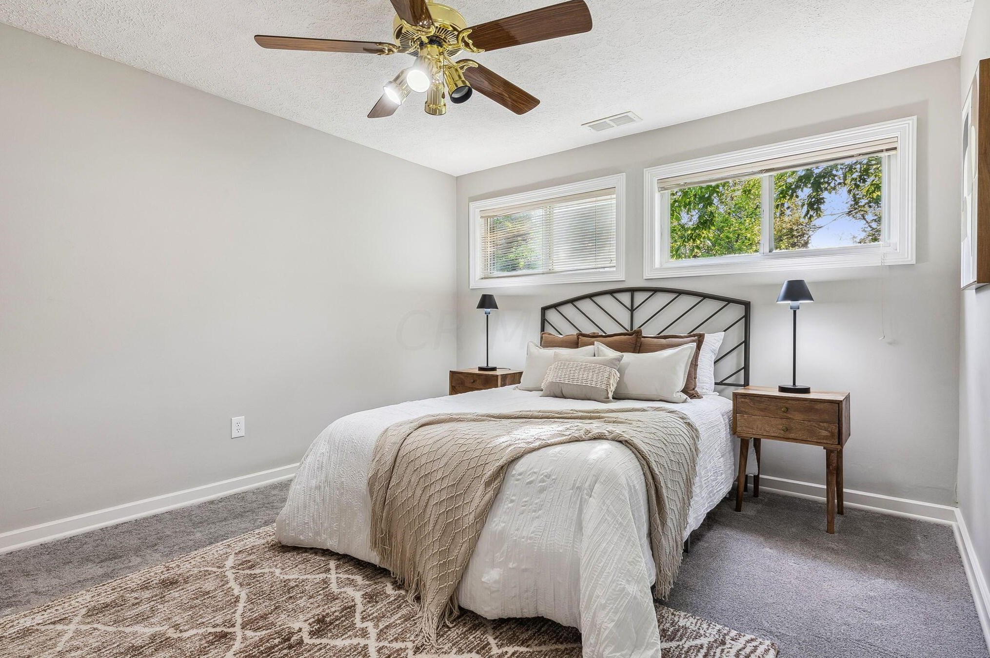 247 Hamilton Rd, Columbus OH  43213-1311 exterior