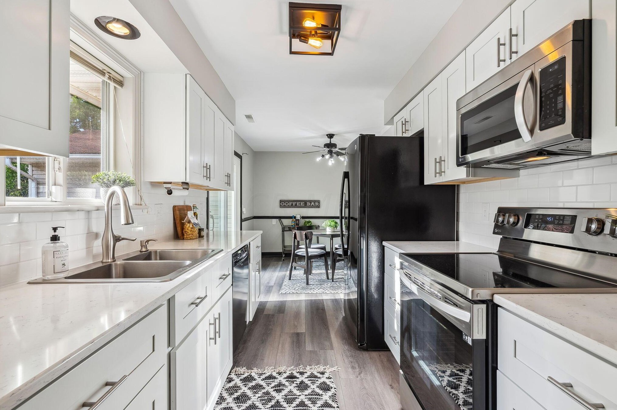 247 Hamilton Rd, Columbus OH  43213-1311 exterior