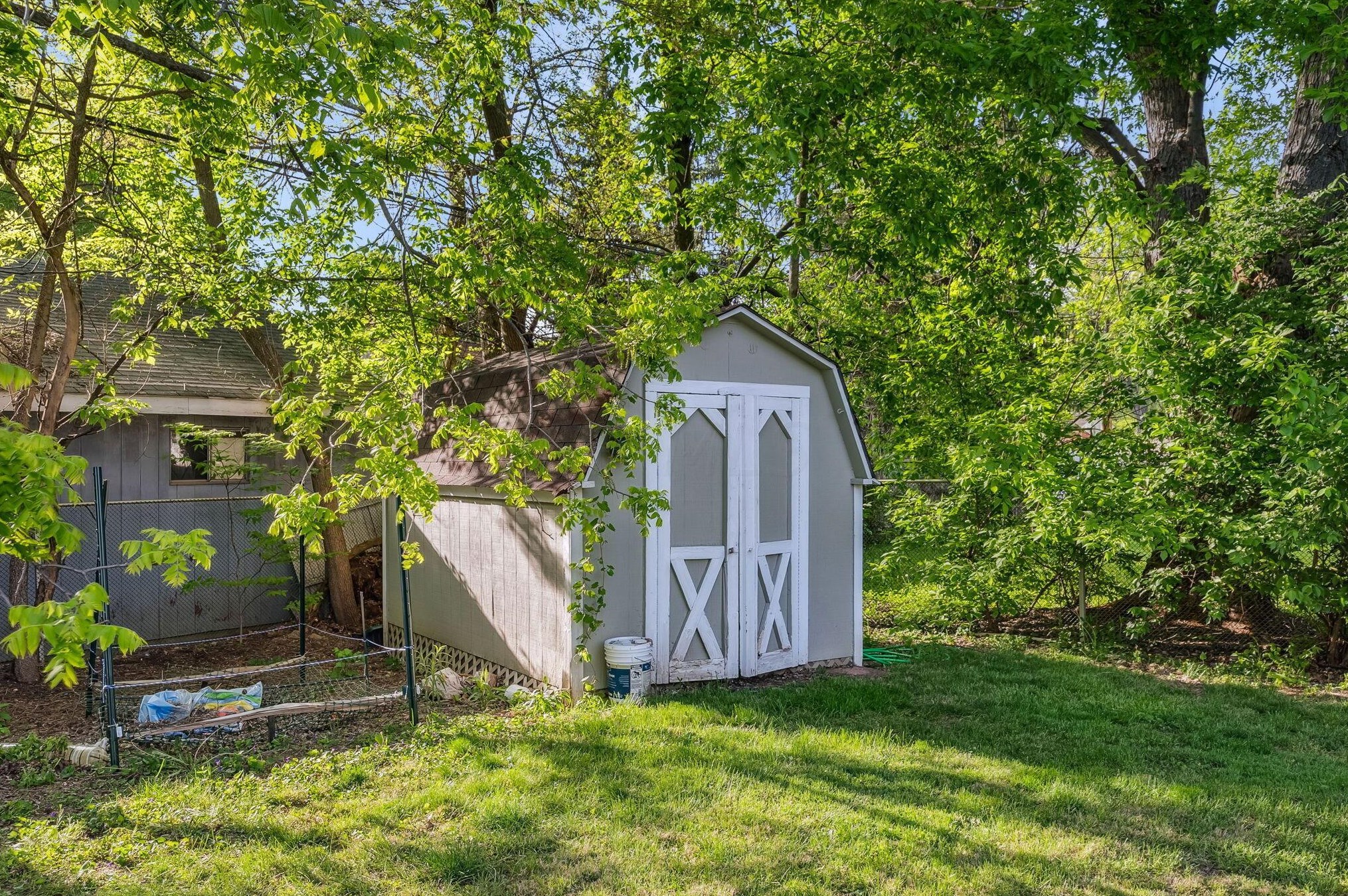 247 Hamilton Rd, Columbus OH  43213-1311 exterior