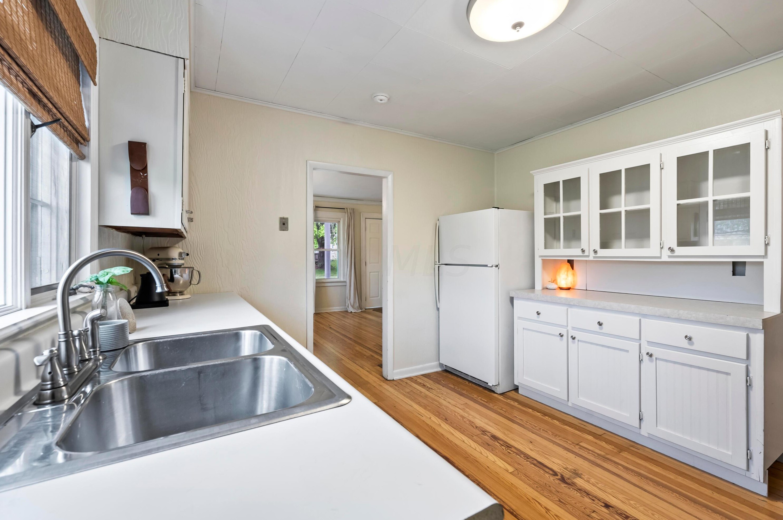 3189 Mcguffey Rd, Columbus OH  43224-4141 exterior