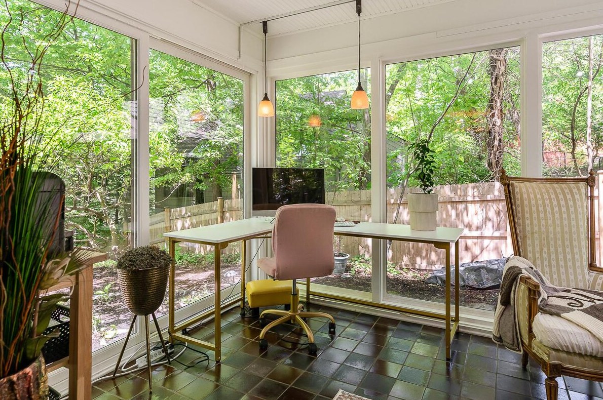 642 Overbrook Dr, Columbus OH  43214-3131 exterior