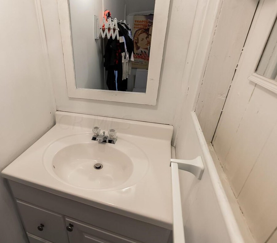 642 Overbrook Dr, Columbus OH  43214-3131 exterior