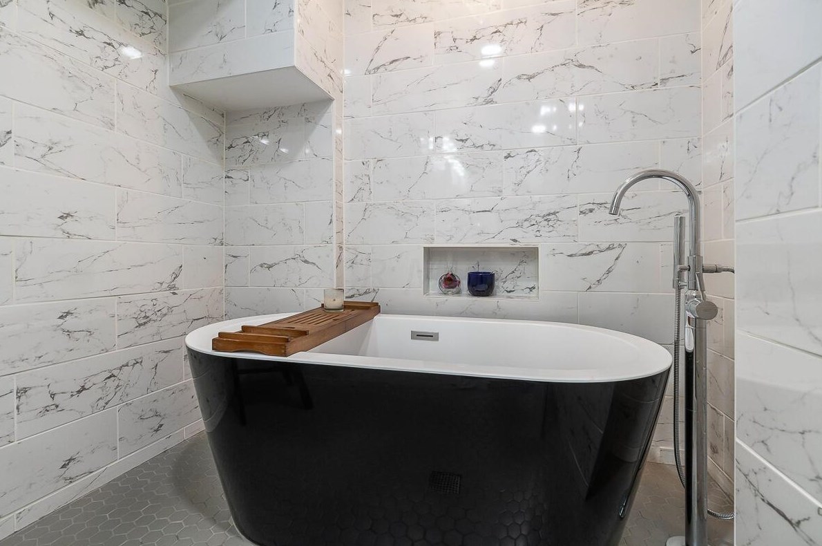 642 Overbrook Dr, Columbus OH  43214-3131 exterior