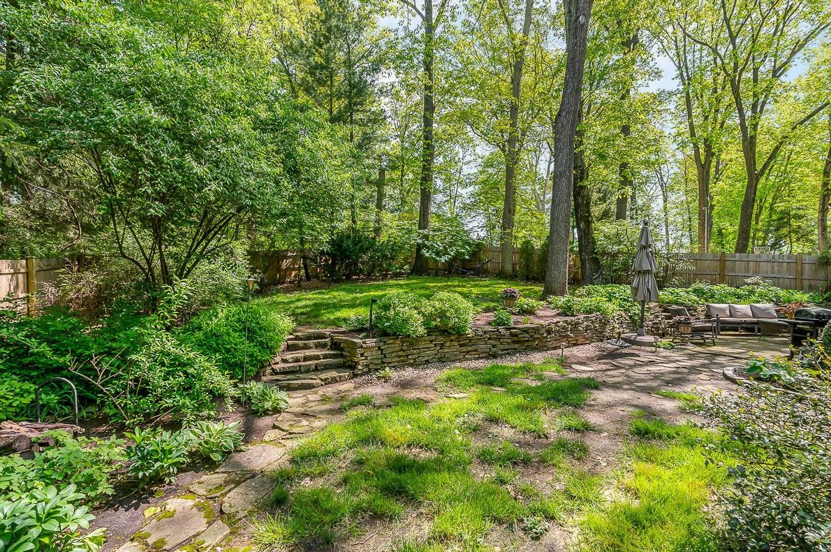 642 Overbrook Dr, Columbus OH  43214-3131 exterior