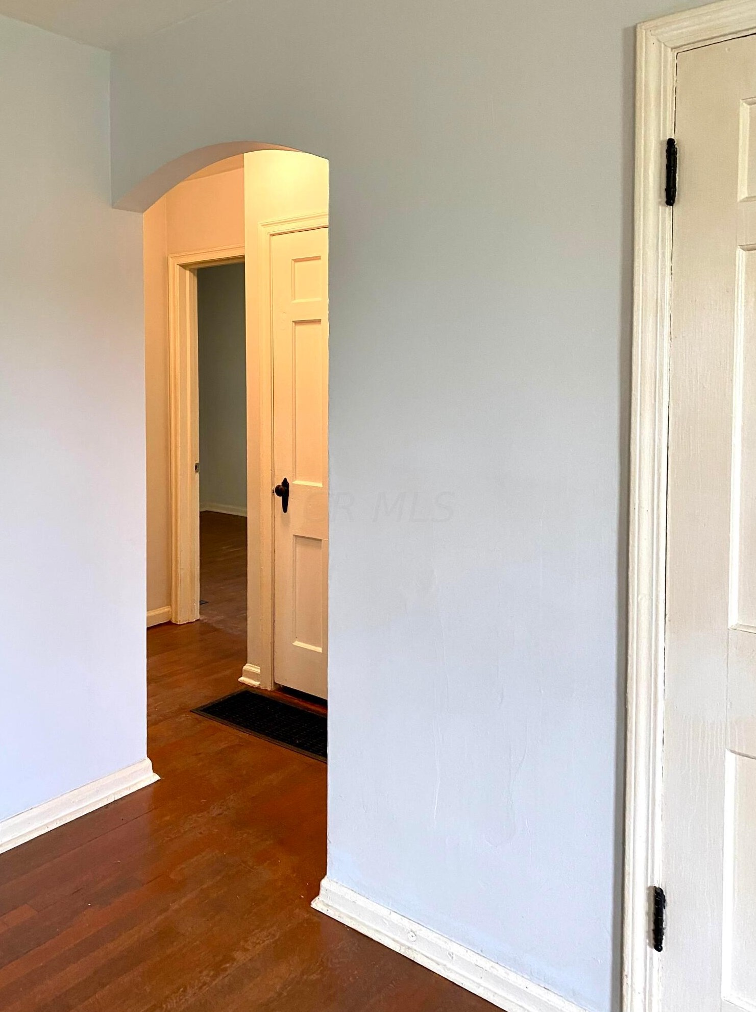 282 Edgevale Rd, Columbus OH 43209-1521 exterior