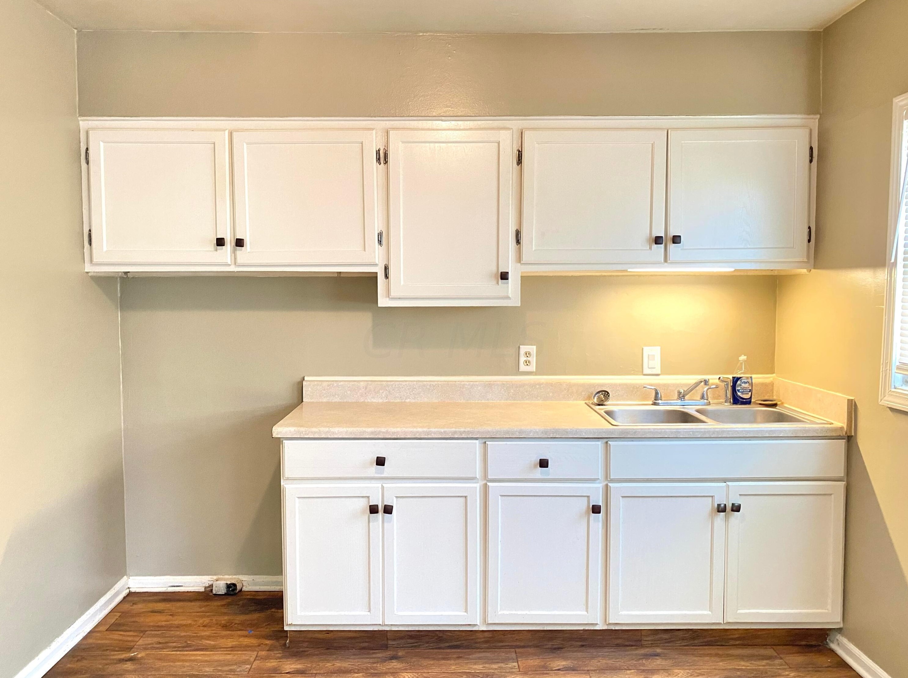 282 Edgevale Rd, Columbus OH 43209-1521 exterior