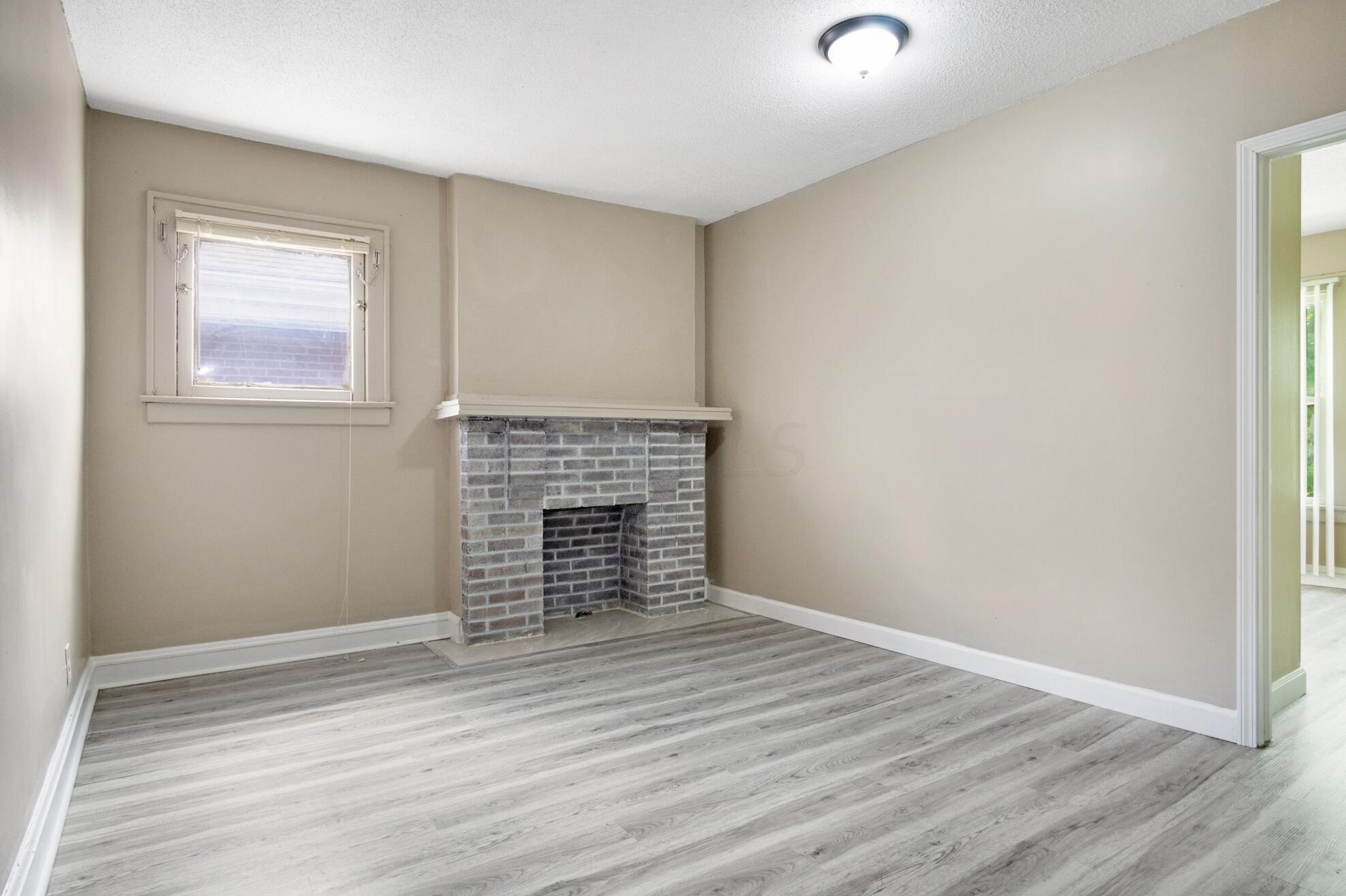 1038 Lockbourne Rd, Columbus OH 43206-1663 exterior