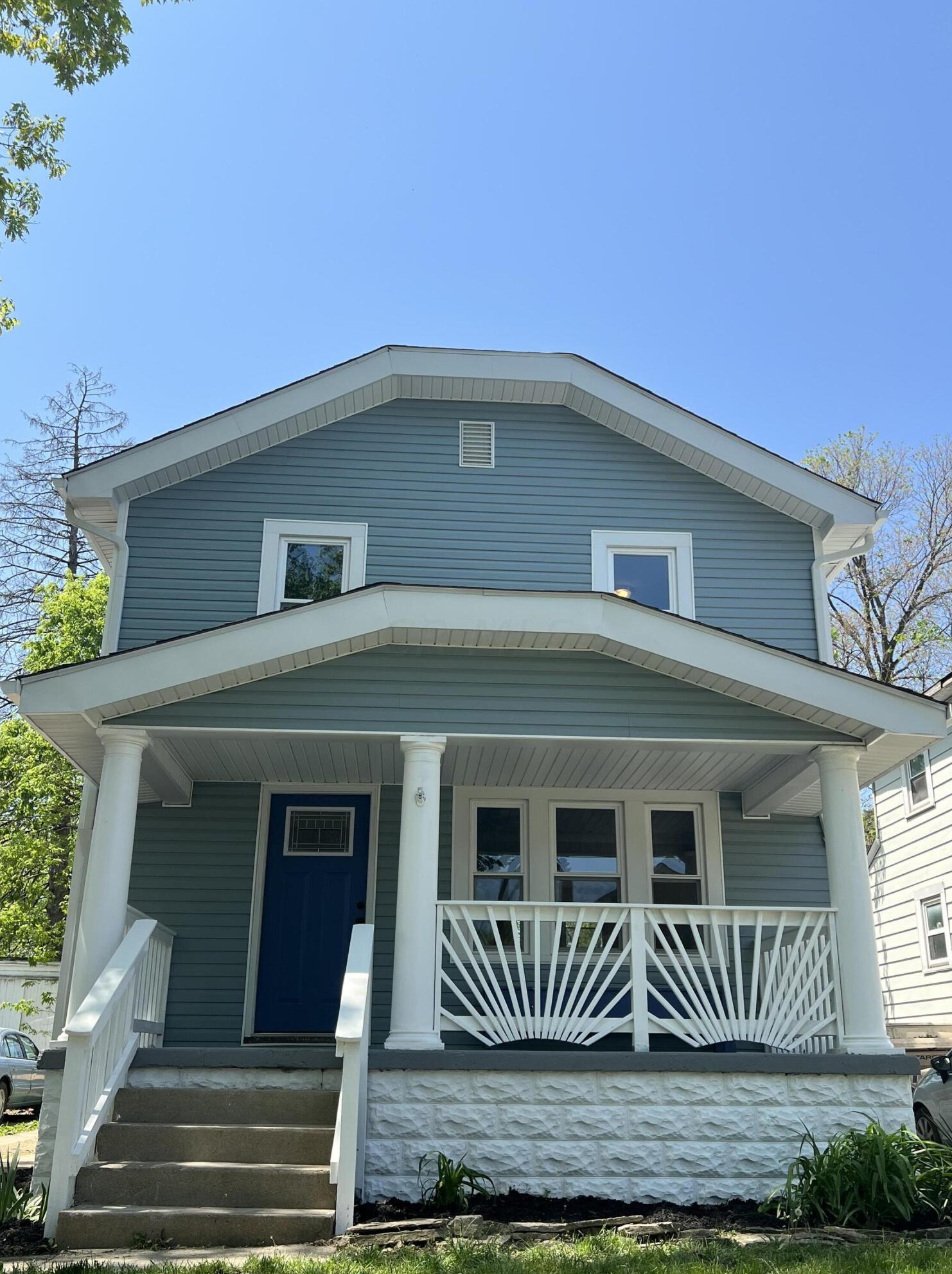 521 Larcomb Ave, Columbus, OH 43223-1837
