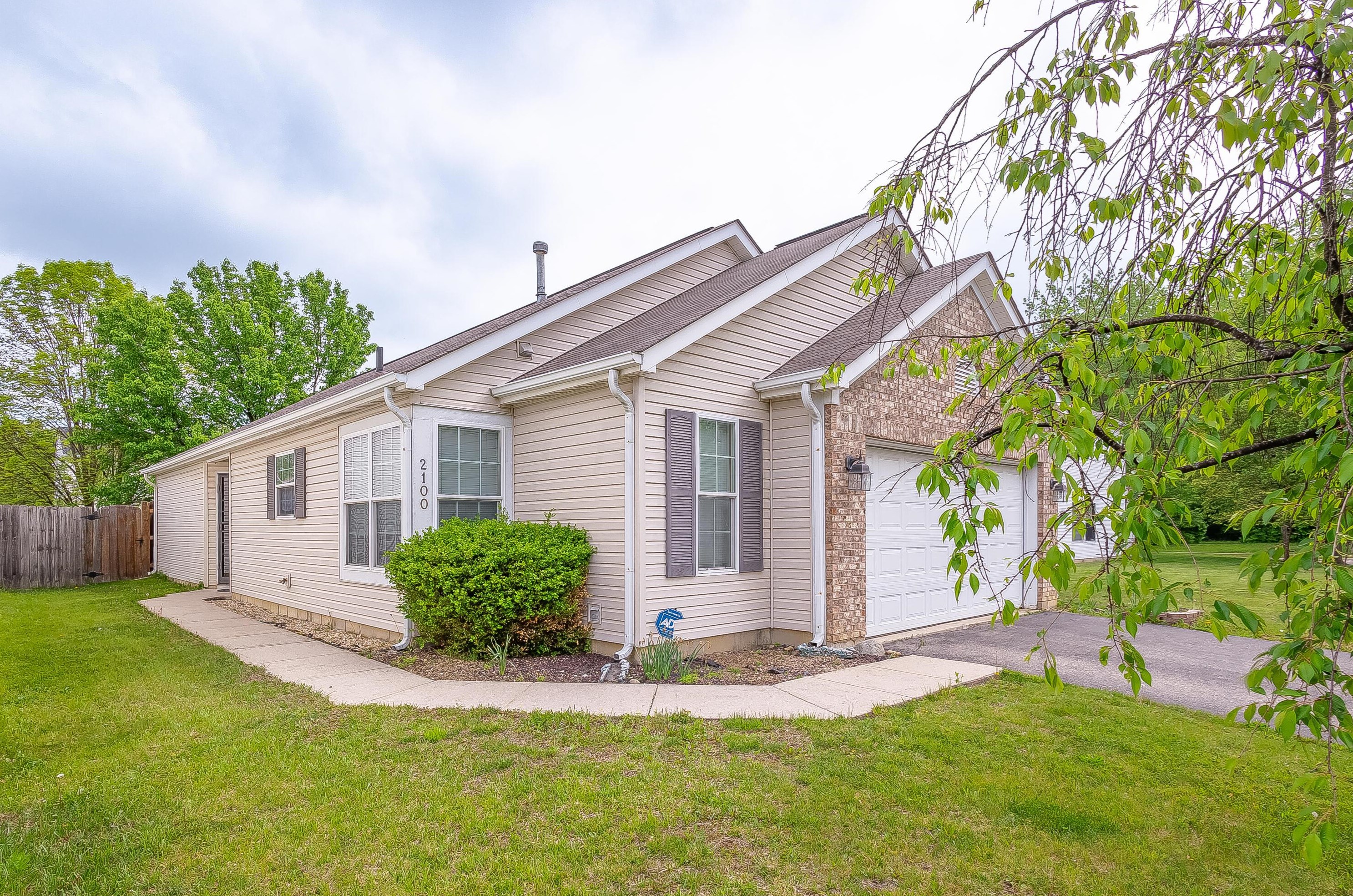 2100 Waymont Rd, Columbus, OH 43229-5780