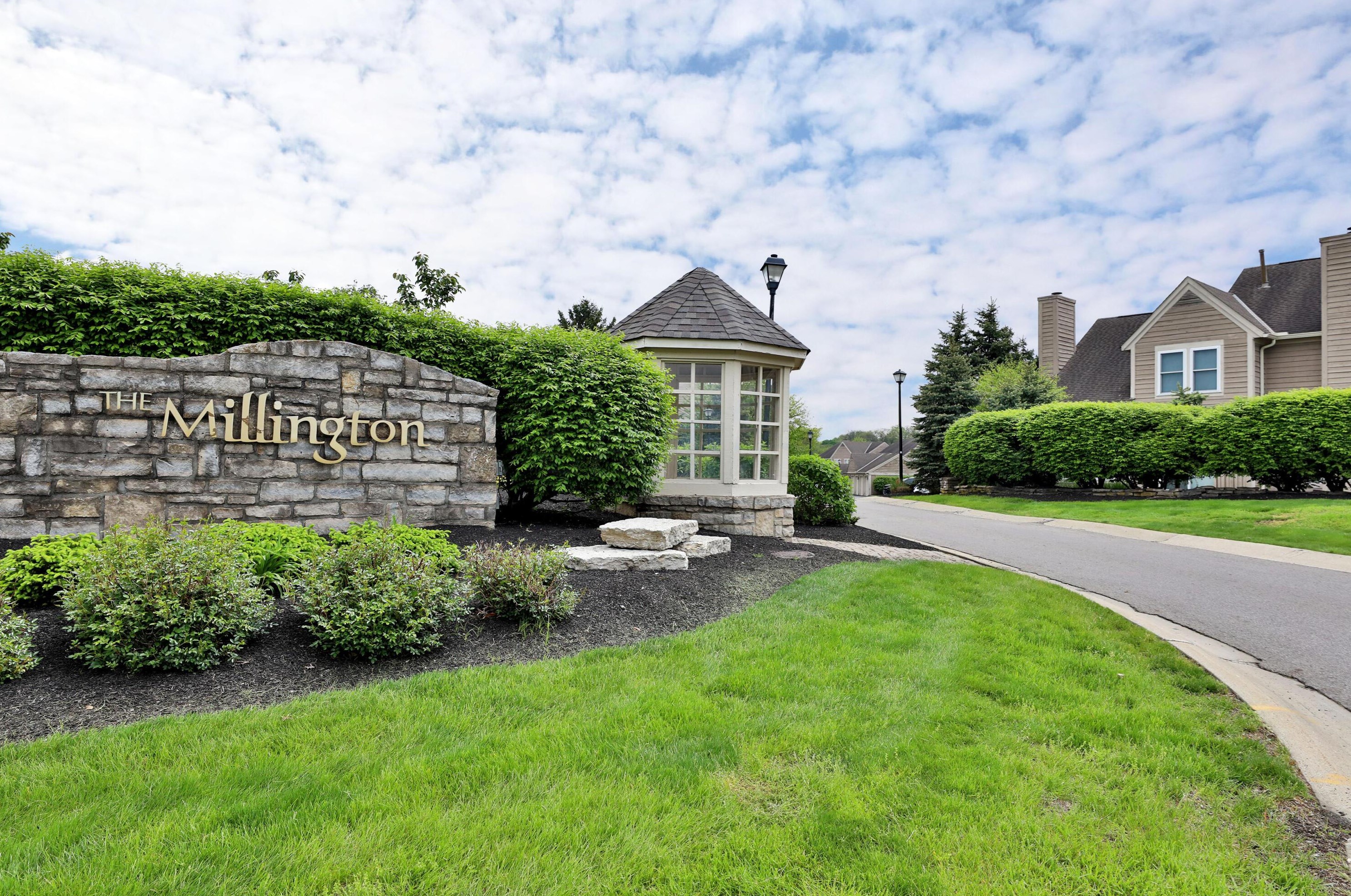 3576 Fishinger Mill Dr, Hilliard, OH 43026-9310