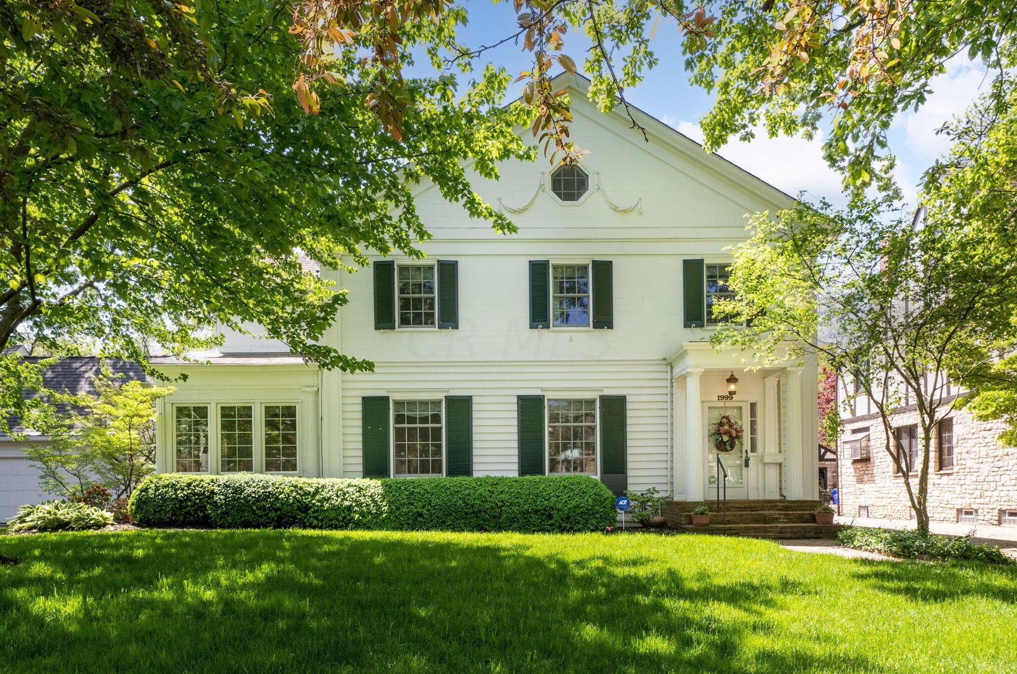 1999 Collingswood Rd, Columbus, OH 43221-3741
