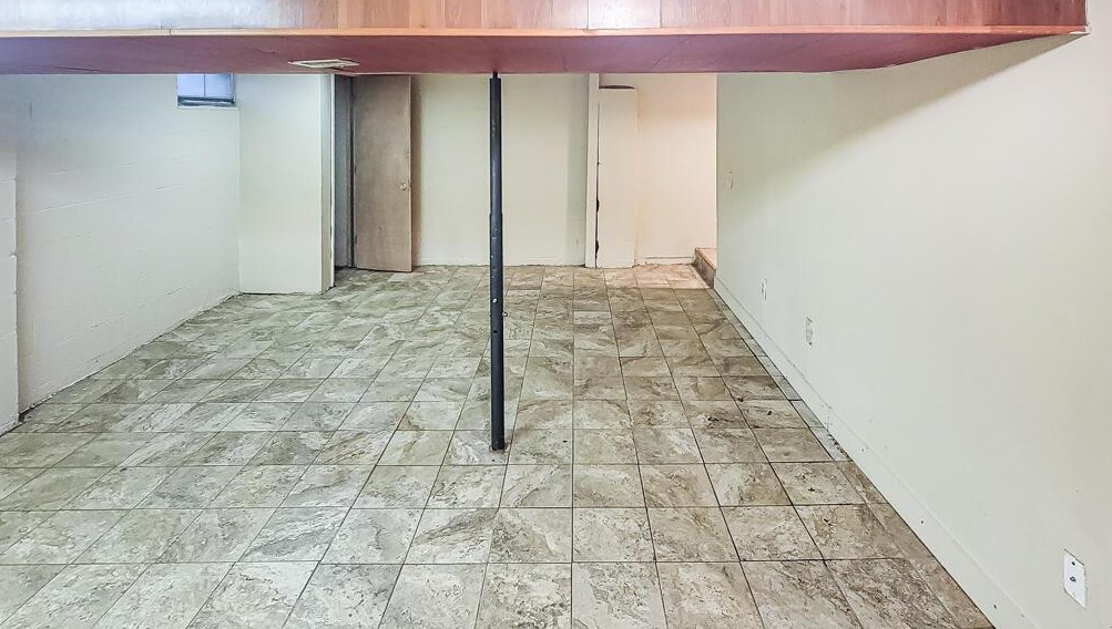 5599 Natalie Ct, Westerville OH  43081-4322 exterior