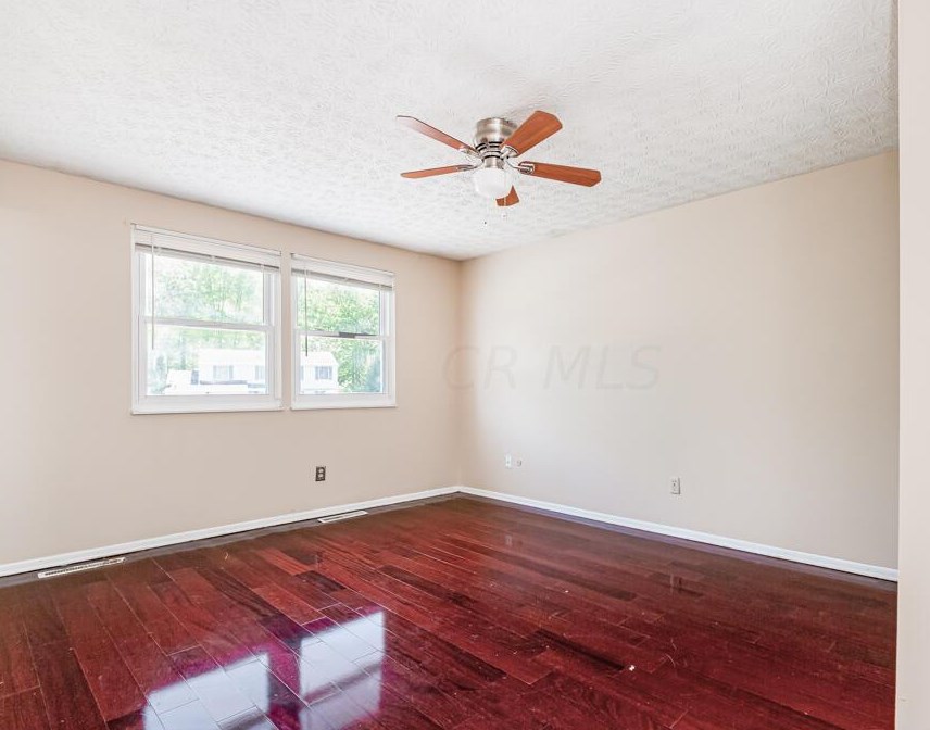 5599 Natalie Ct, Westerville OH  43081-4322 exterior