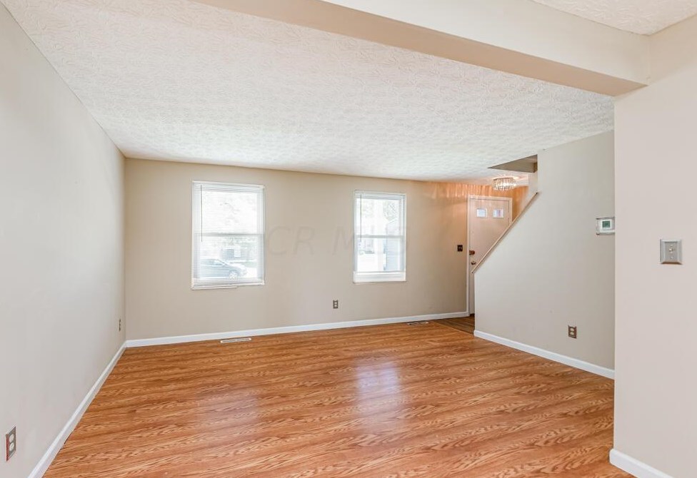 5599 Natalie Ct, Westerville OH  43081-4322 exterior