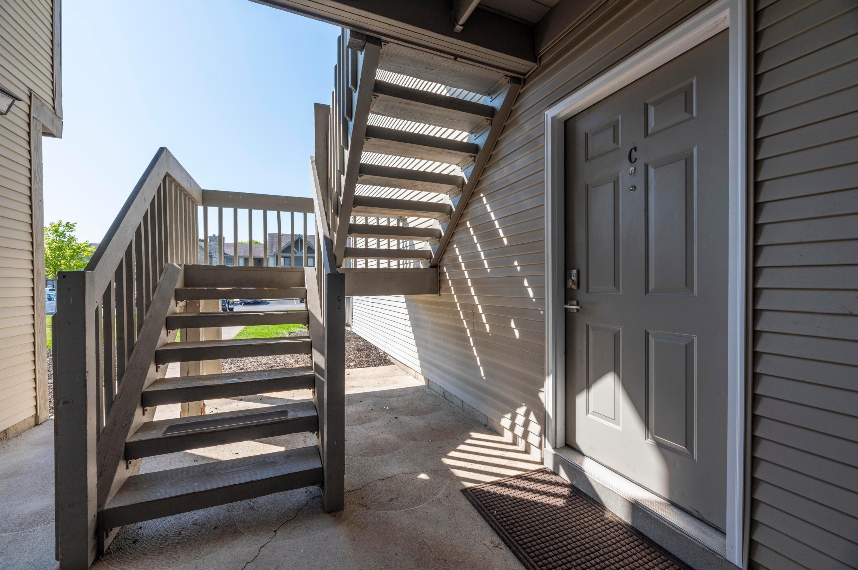 5310 Stonemeadow Ave, Columbus OH 43220-6250 exterior