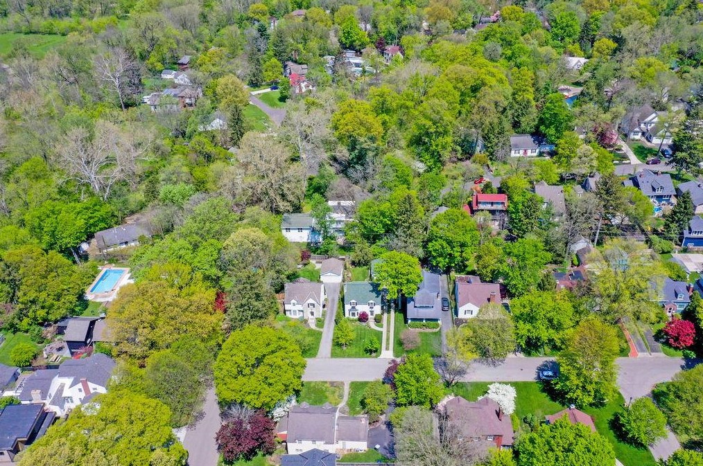 280 Winthrop Rd, Columbus OH  43214-3642 exterior