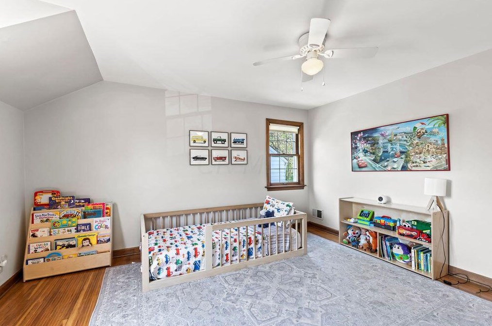 280 Winthrop Rd, Columbus OH  43214-3642 exterior