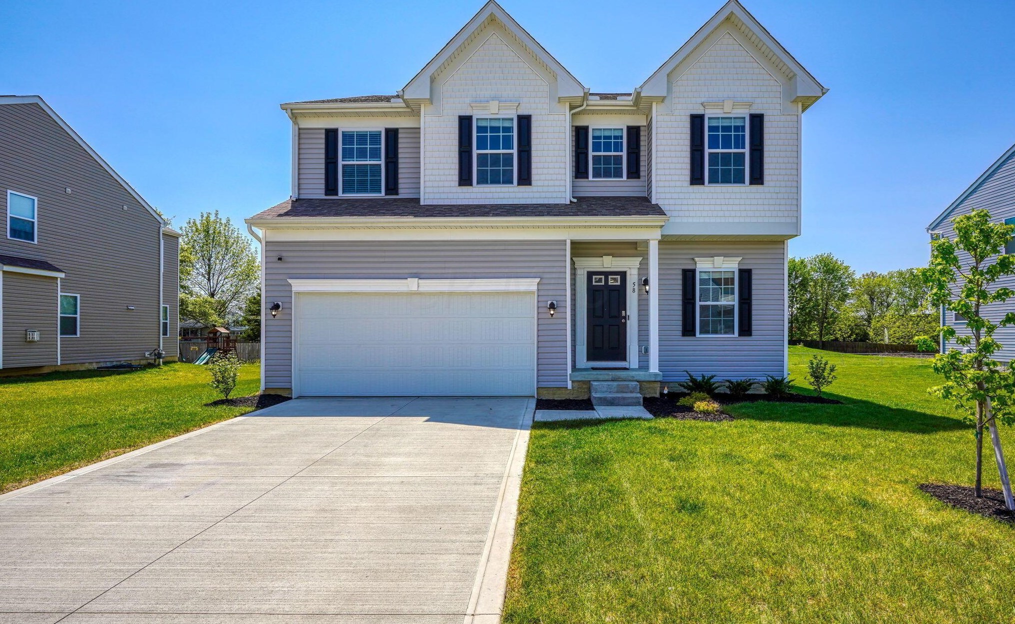 58 Hawthorne Dr, Ashville, OH 43103