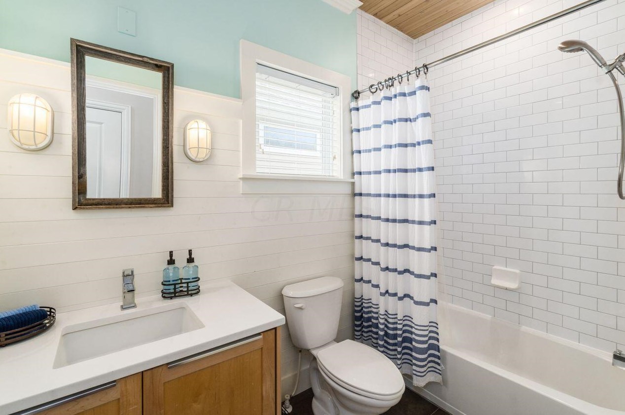 5979 Trumhall Ave, Westerville OH  43081-6043 exterior