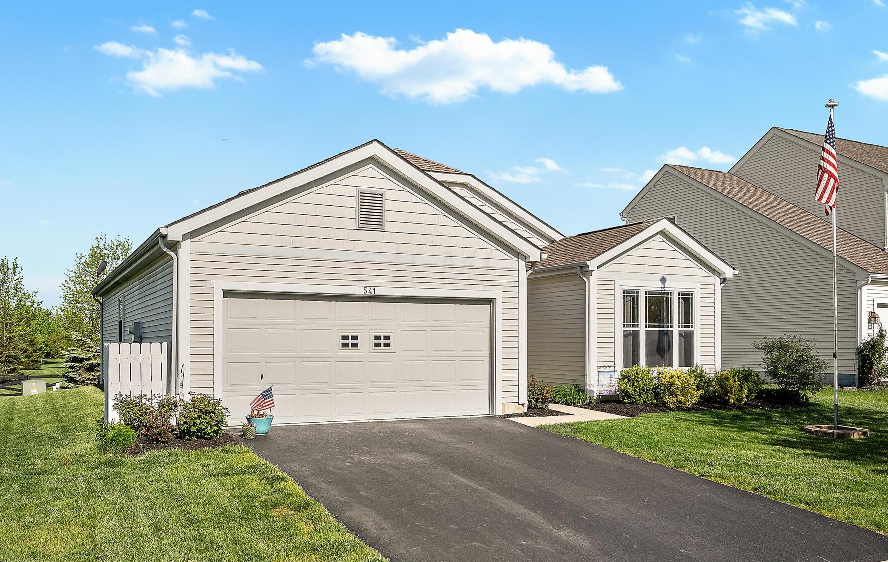 541 Beckler Ln, Delaware, OH 43015-3464