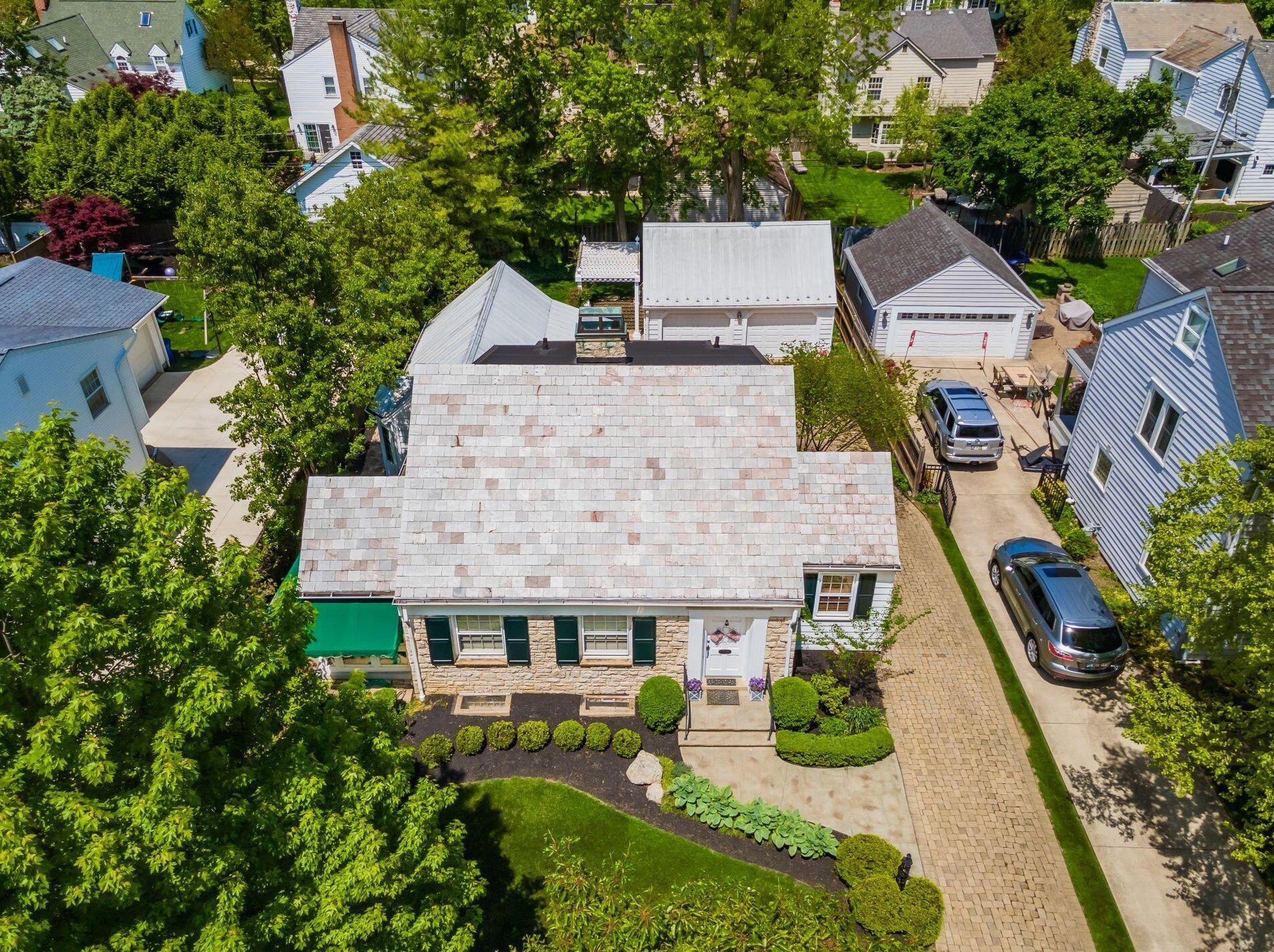 1710 Essex Rd, Columbus OH  43221-3845 exterior