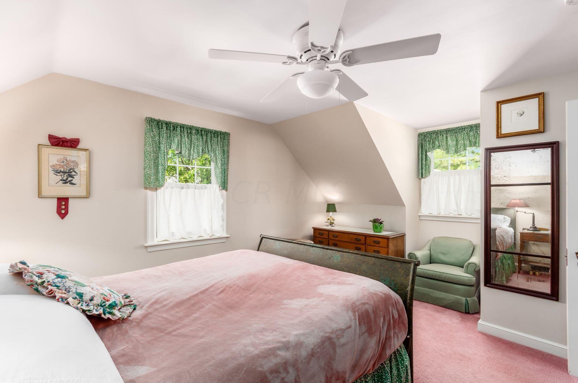 1710 Essex Rd, Columbus OH  43221-3845 exterior