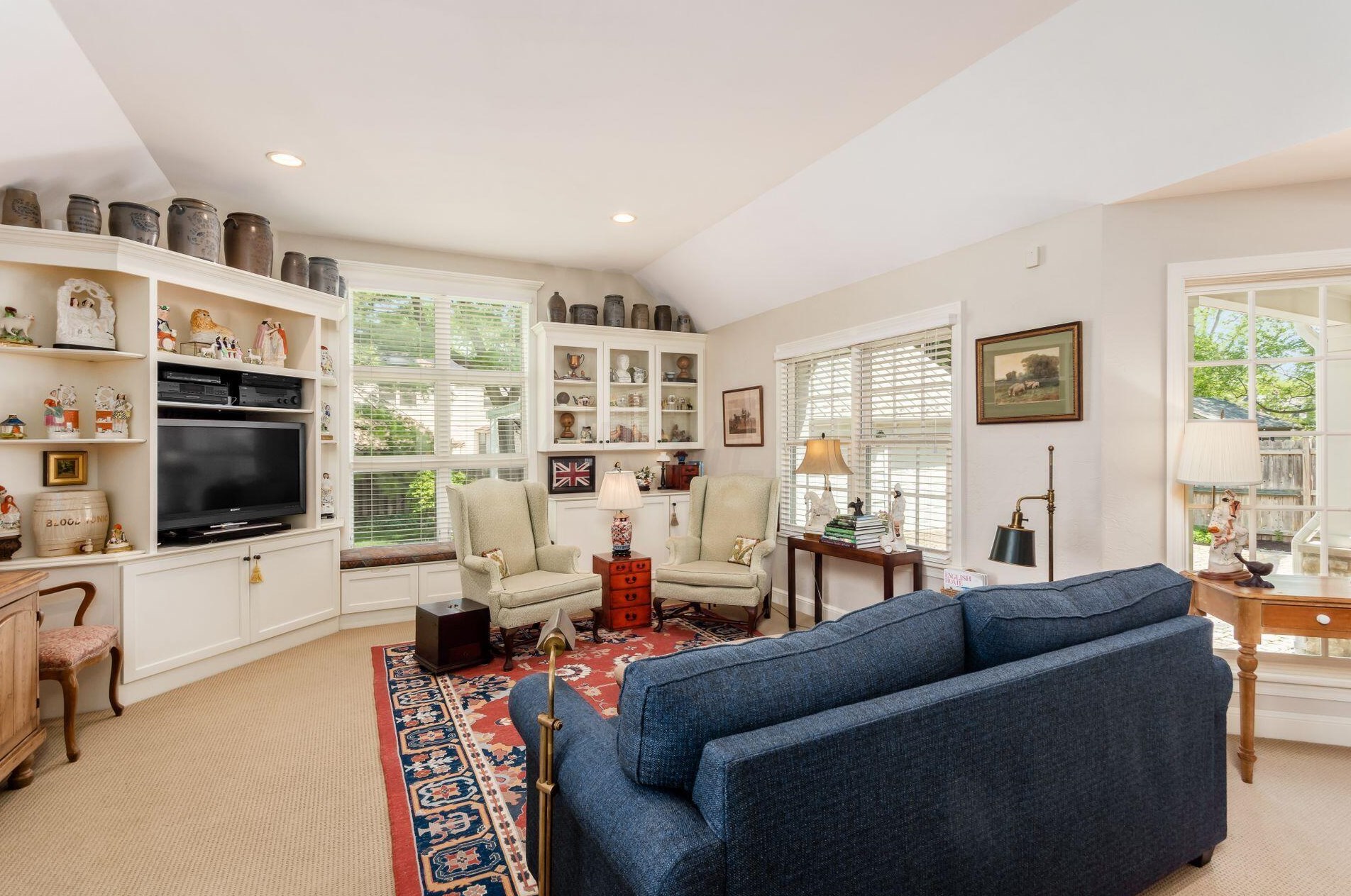 1710 Essex Rd, Columbus OH  43221-3845 exterior