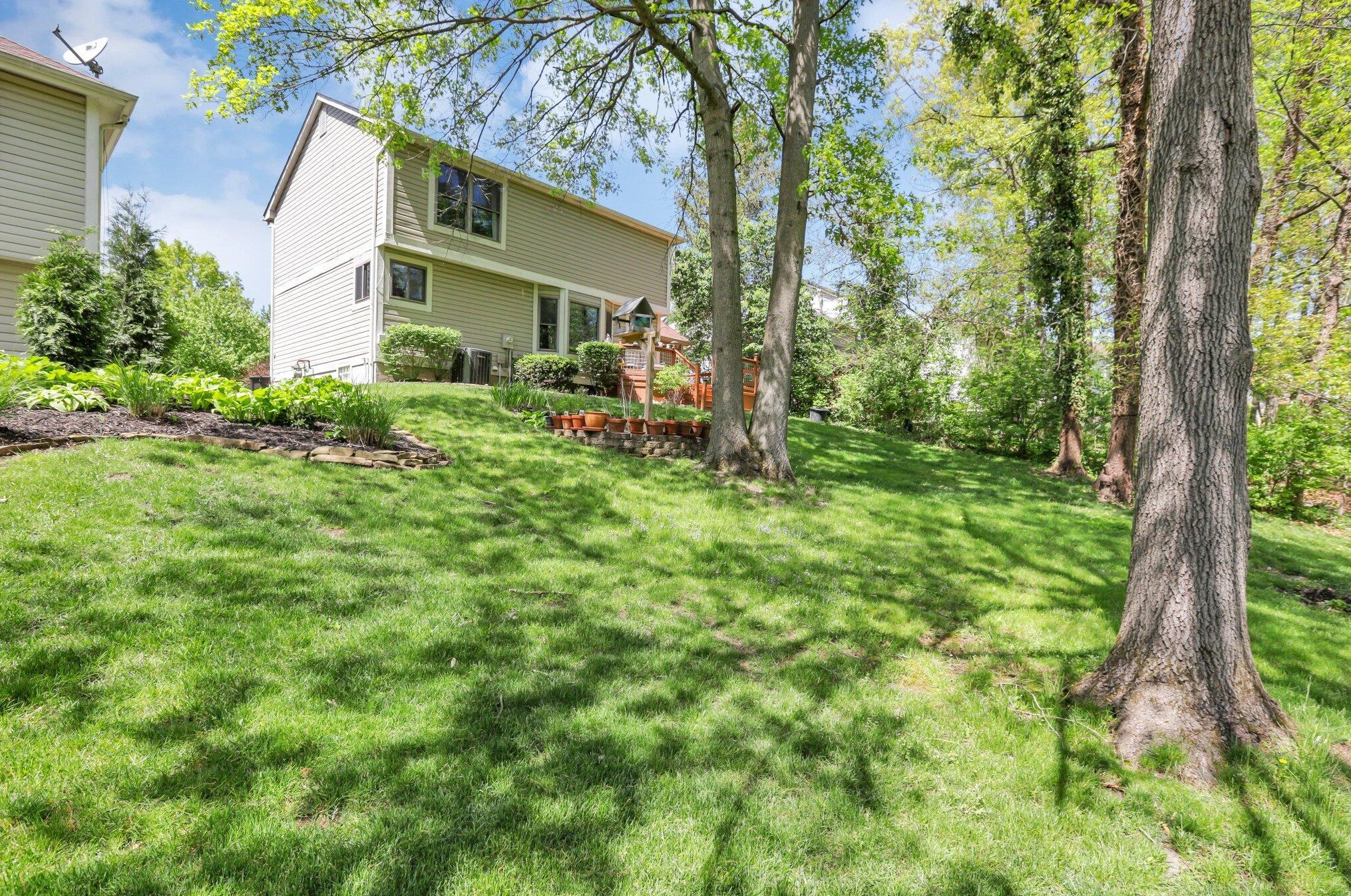 5385 Wolf Run Dr, Columbus OH  43230-4532 exterior