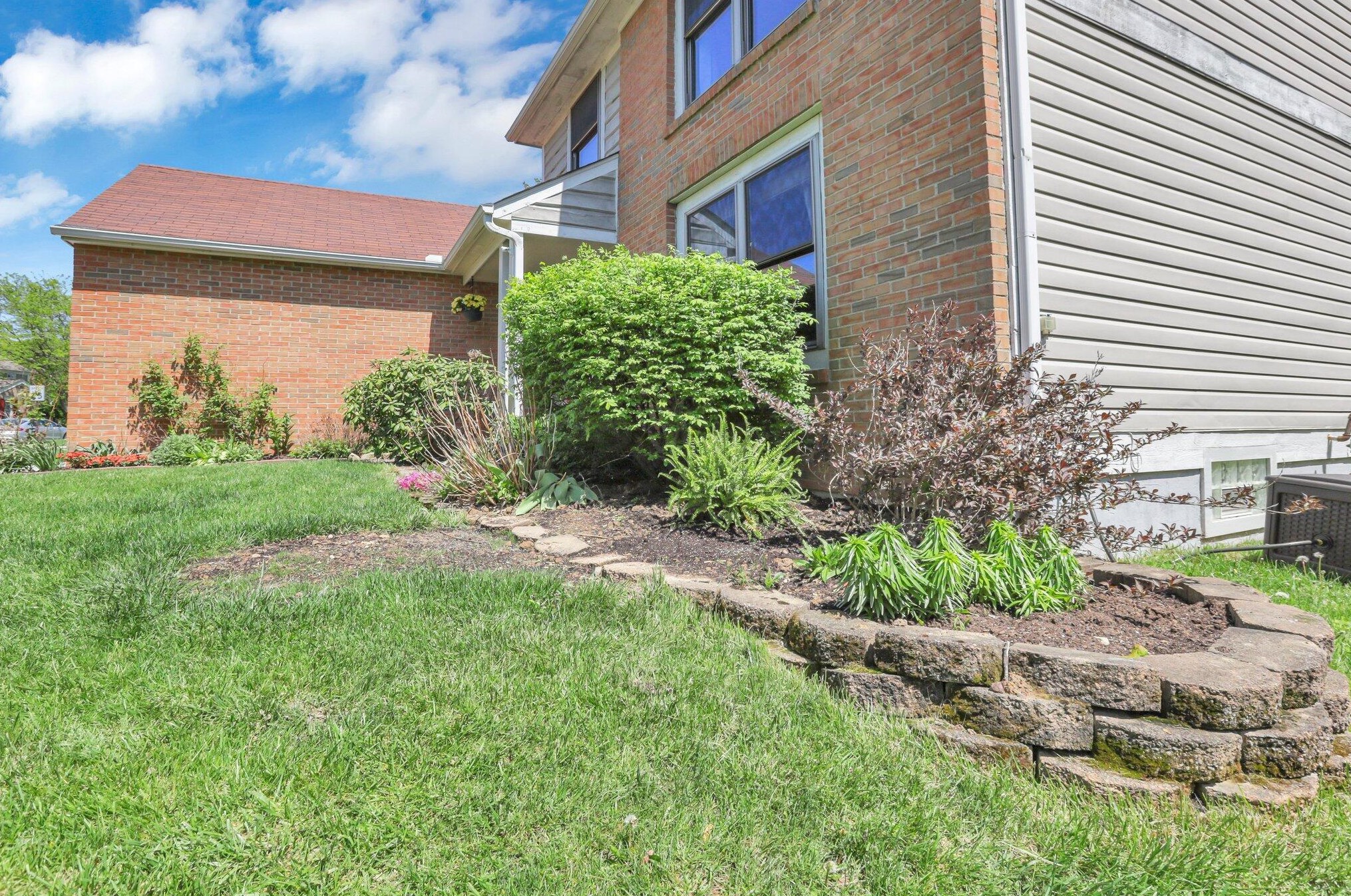 5385 Wolf Run Dr, Columbus OH  43230-4532 exterior