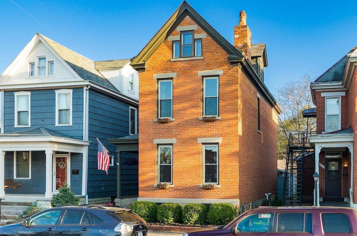 271 Whittier St, Columbus, OH 43206-2323