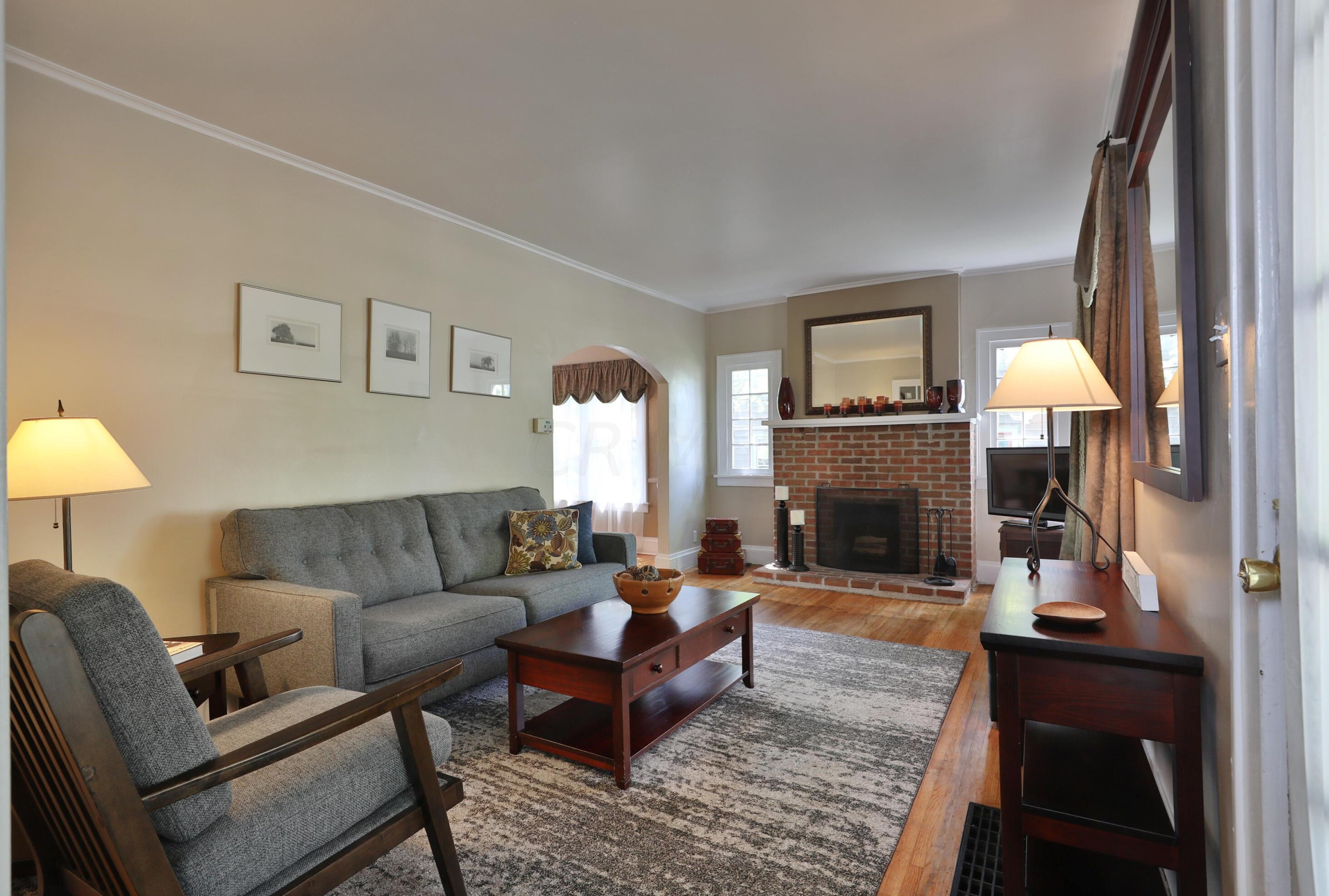 185 Weber Rd, Columbus OH 43202-1451 exterior