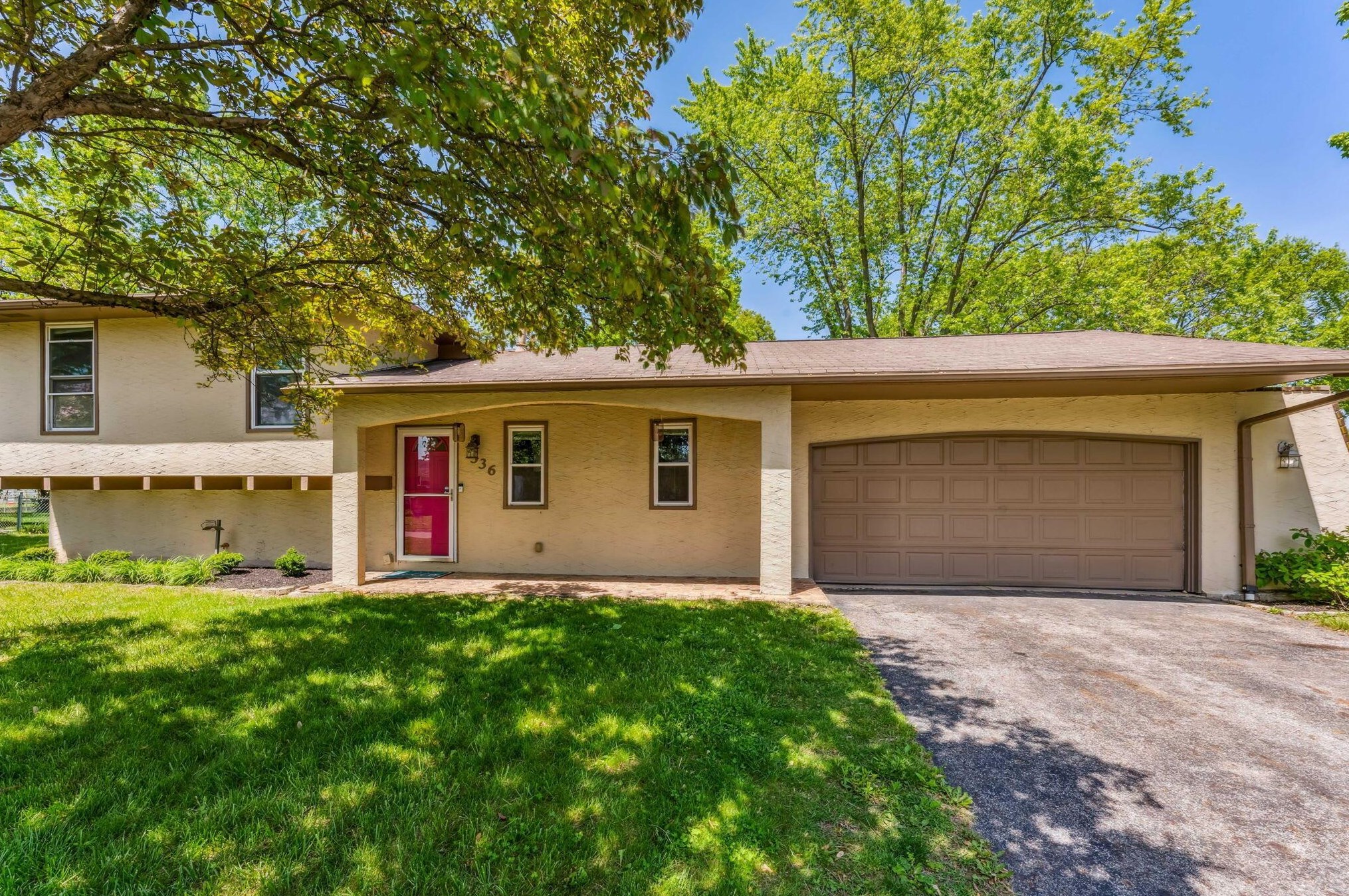 336 Denison Ave, Columbus, OH 43230-2858