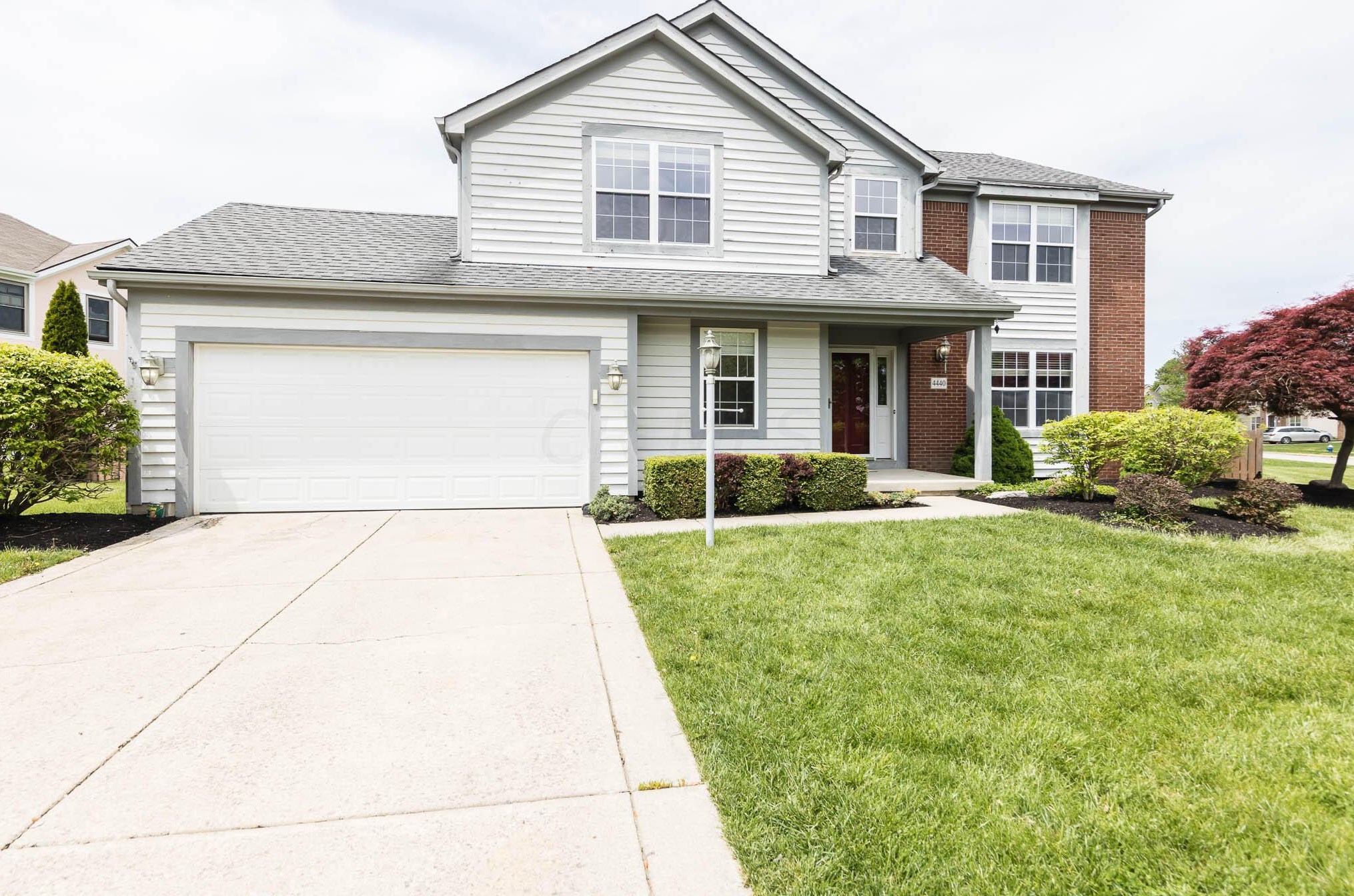 4440 Huntwicke Dr, Hilliard, OH 43026-7948