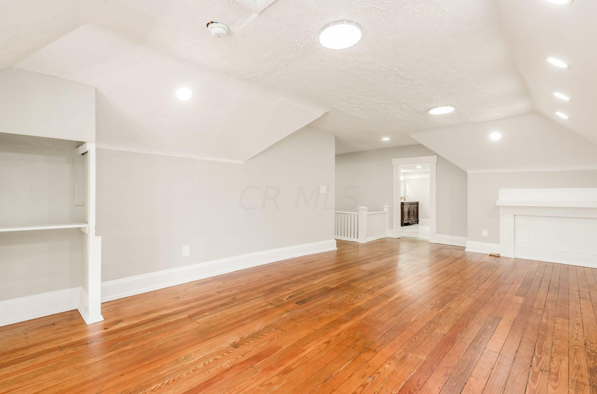 42 Governors Pl, Columbus OH  43203-1911 exterior