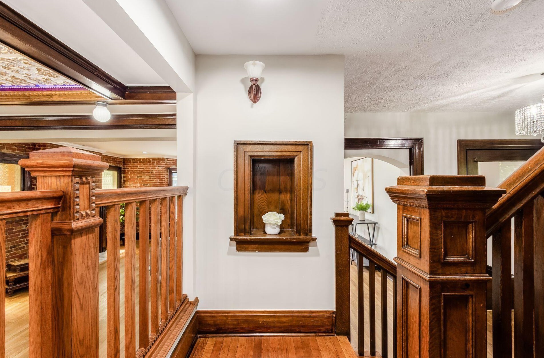 42 Governors Pl, Columbus OH  43203-1911 exterior