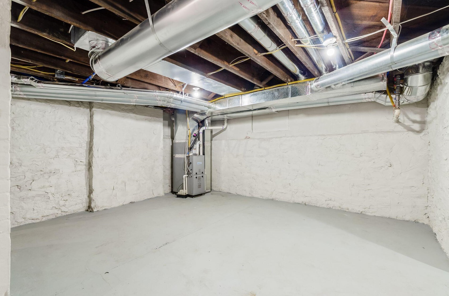 42 Governors Pl, Columbus OH  43203-1911 exterior