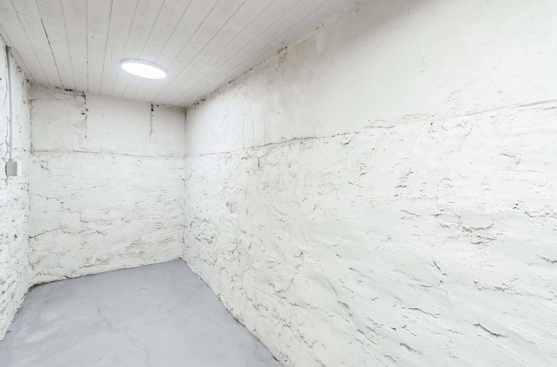 42 Governors Pl, Columbus OH  43203-1911 exterior