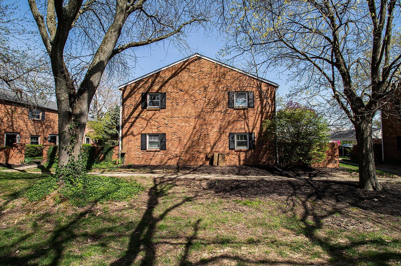 4770 Merrifield Pl, Columbus, OH 43220-5434