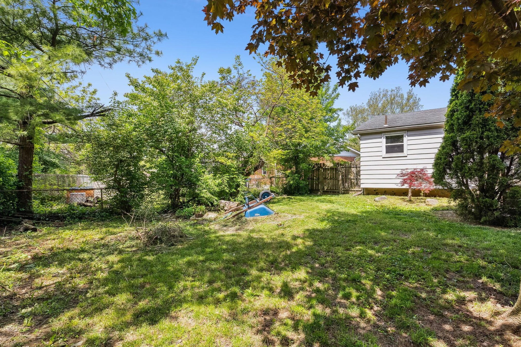 4690 Glendon Rd, Columbus OH 43229-6447 exterior