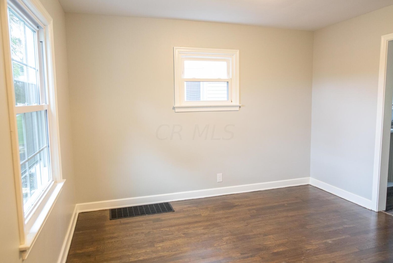 1708 Bide A Wee Park Ave, Columbus OH 43205-3039 exterior