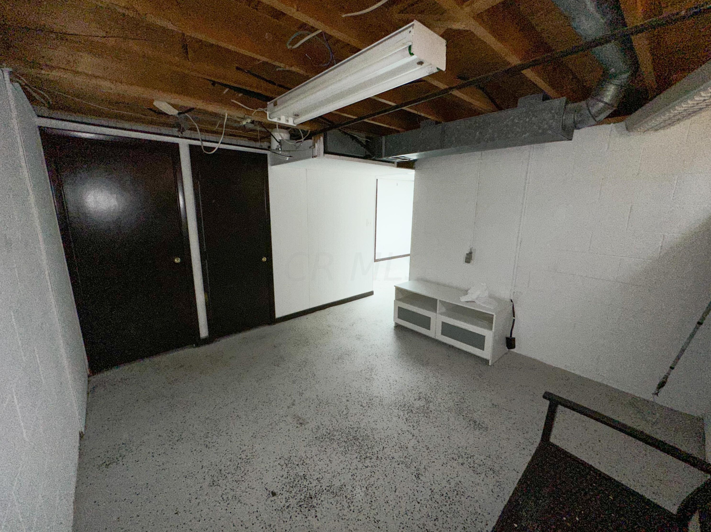 1795 Dorsetshire Rd, Columbus OH  43229-2166 exterior